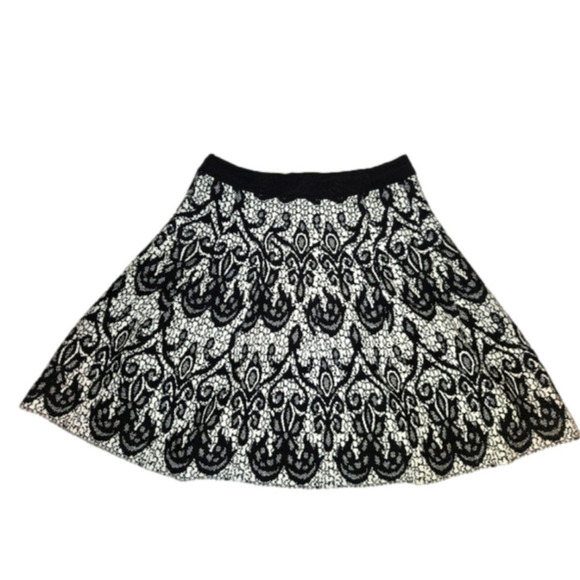 Flared sweater miniskirt from  Cynthia Rowley - Picture 2 of 8